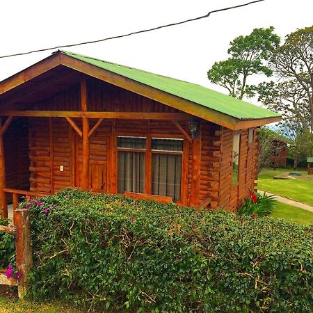 Grandpas Hotel & Restaurante Cartago Luaran gambar