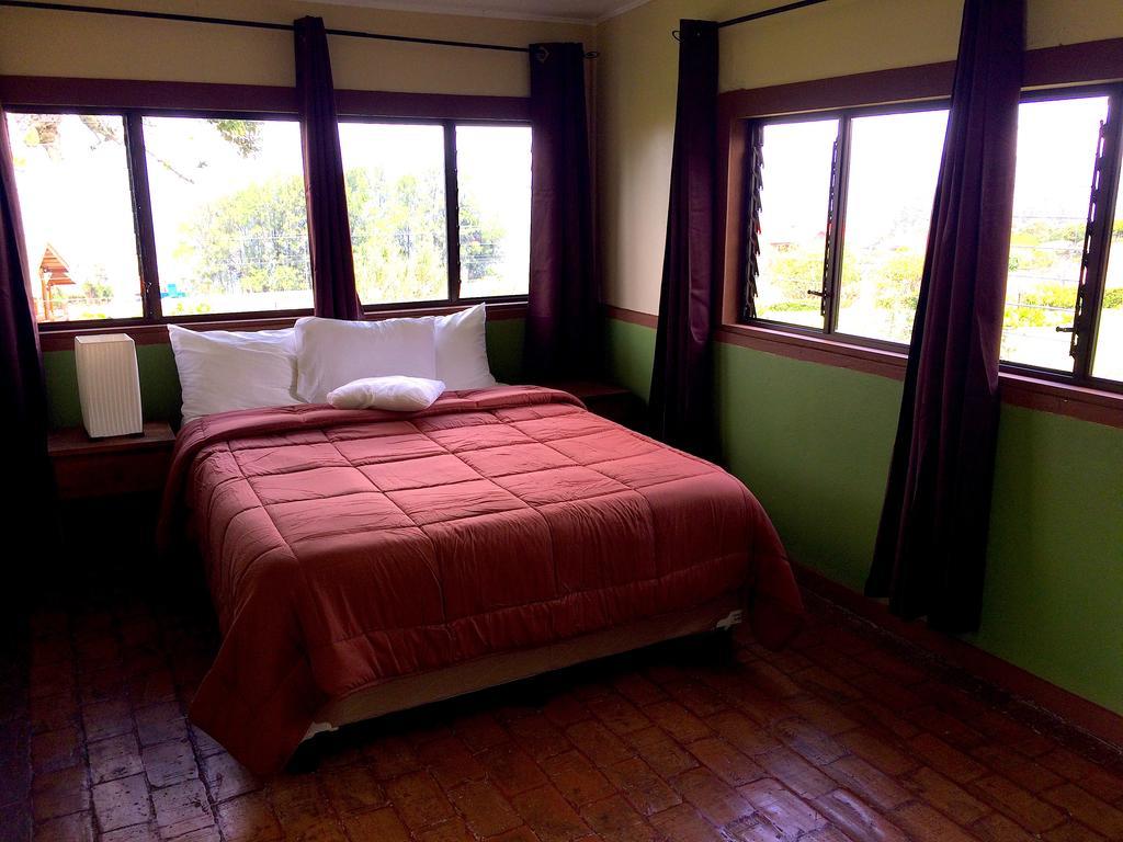 Grandpas Hotel & Restaurante Cartago Bilik gambar