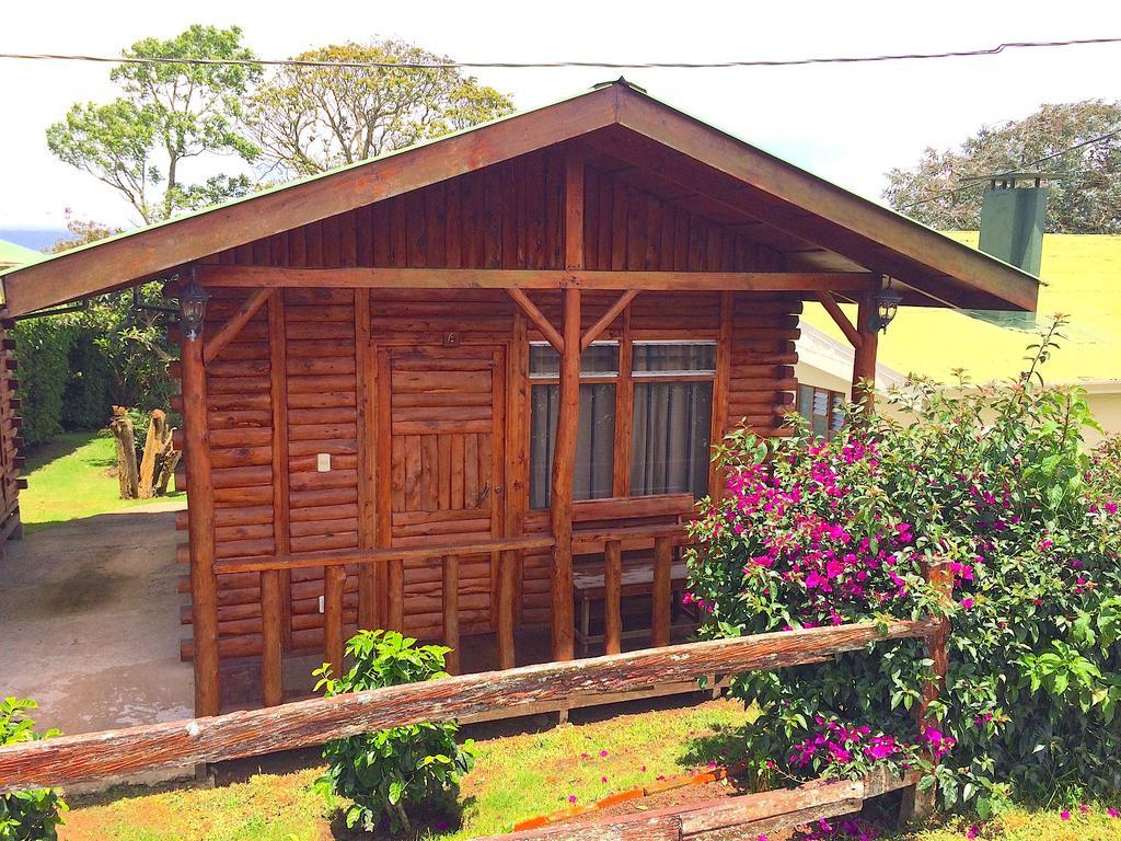 Grandpas Hotel & Restaurante Cartago Bilik gambar