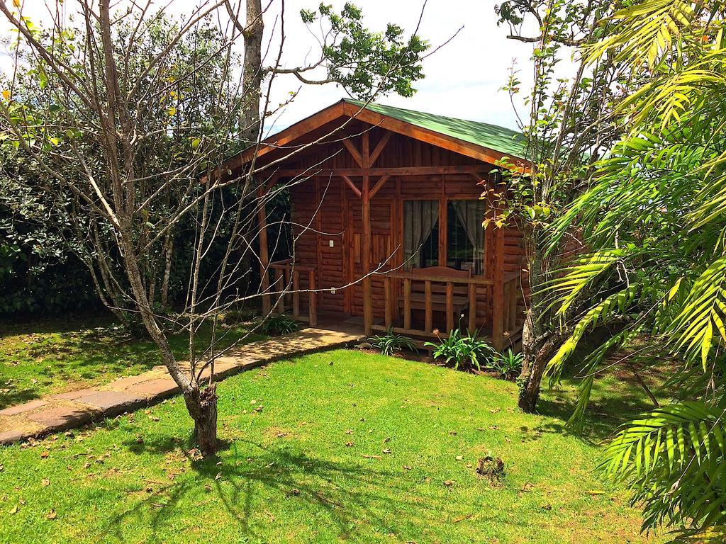 Grandpas Hotel & Restaurante Cartago Bilik gambar